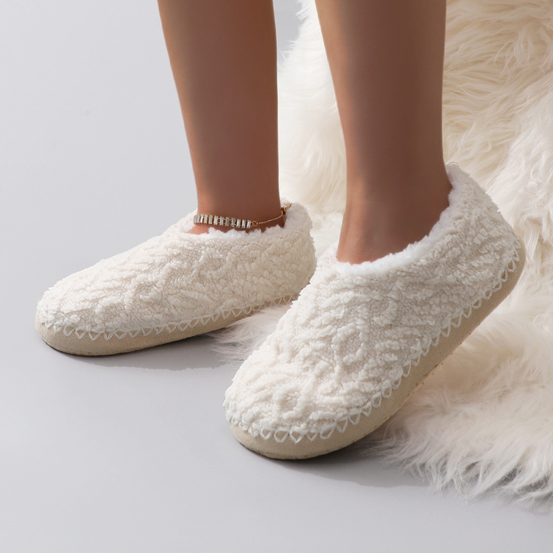 Pantofole da casa da donna aut - Winter Clothing Material recensione e prezzo